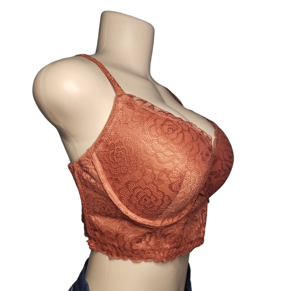 'Daisy Fuentes' Lace Bralette - Picture 4 of 7